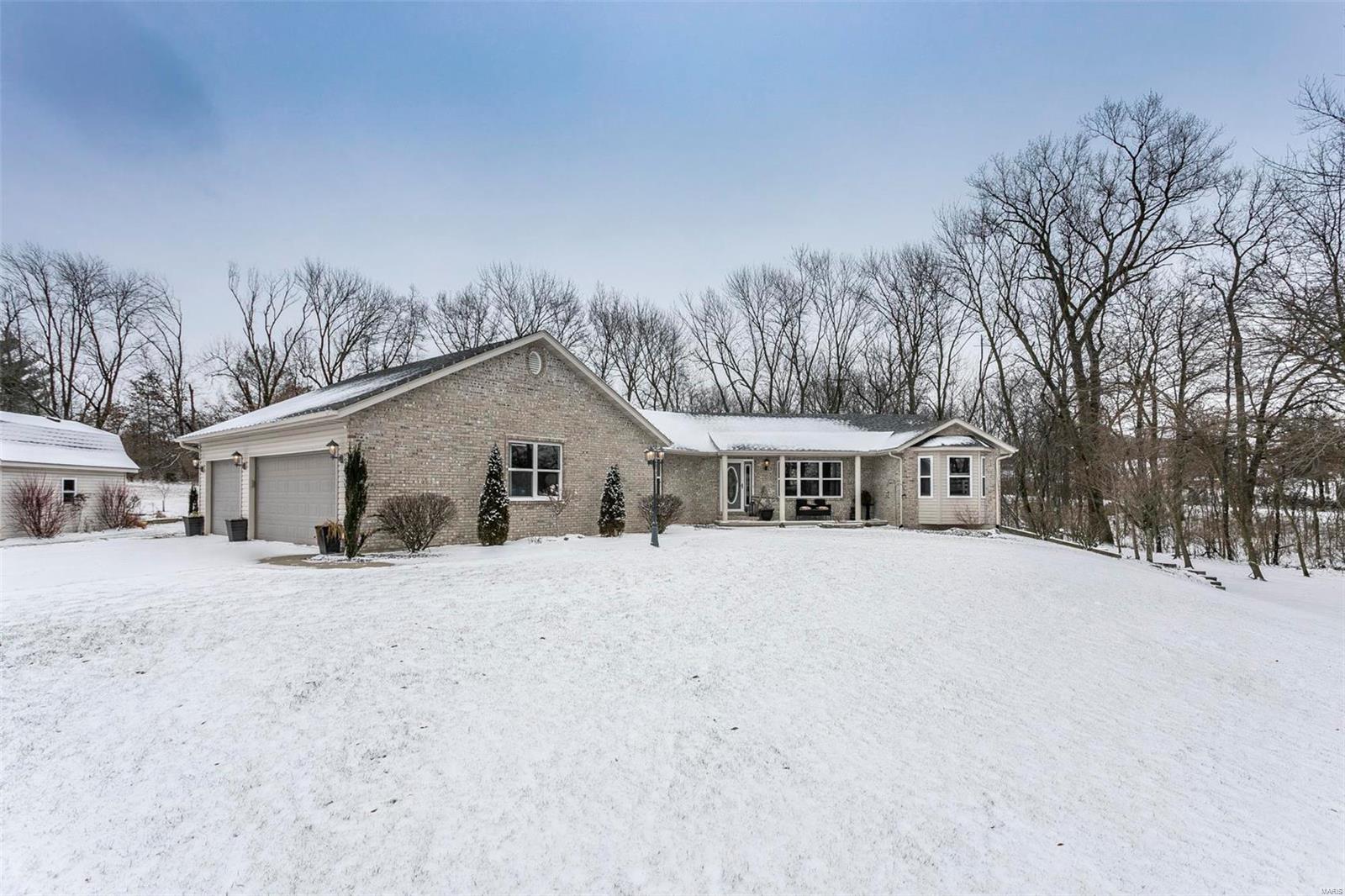 2484 Motel Road Highland, IL 62249 - Photo 2 of 48