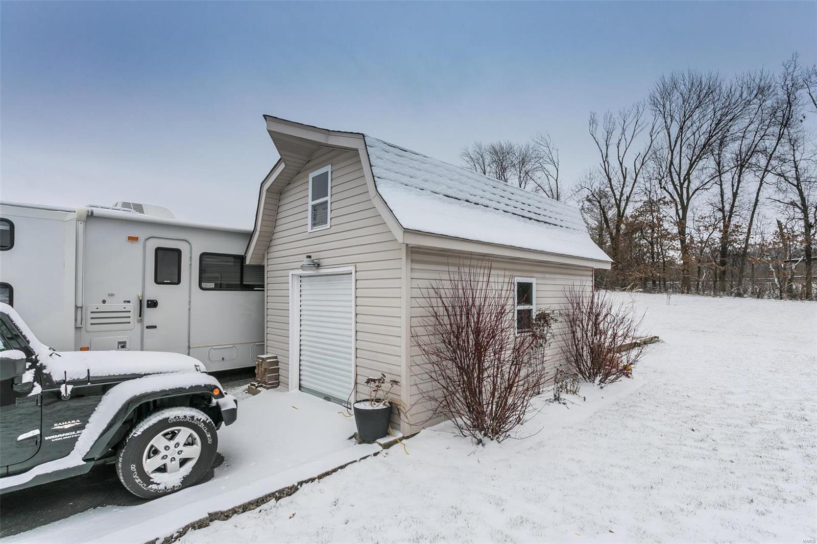 2484 Motel Road Highland, IL 62249 - Photo 38 of 48