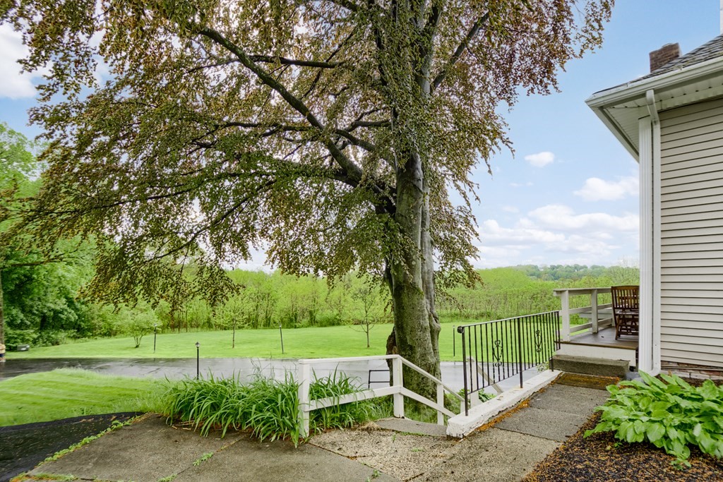 190 Institute Road Worcester, MA 01602 - Photo 3 of 27 Gallery Image 3
