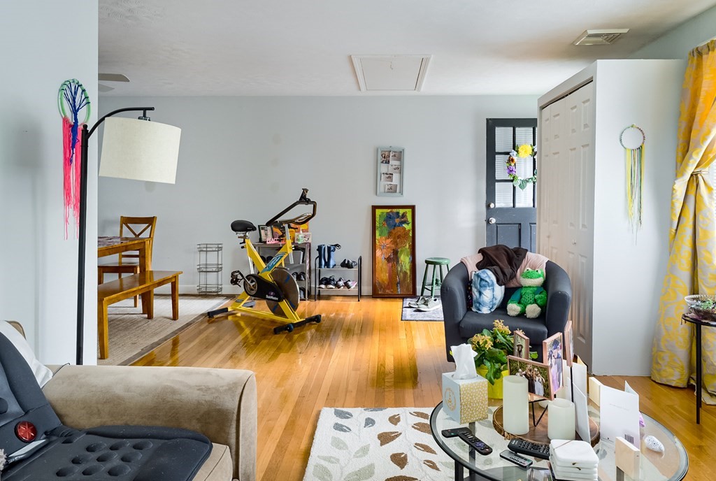 190 Institute Road Worcester, MA 01602 - Photo 9 of 27 Gallery Image 9