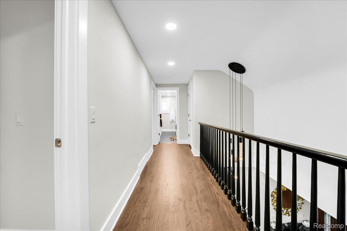 3816 West Maple Road Bloomfield Hills, MI 48301 - Photo 45 of 78 3816 W Maple_45.jpg