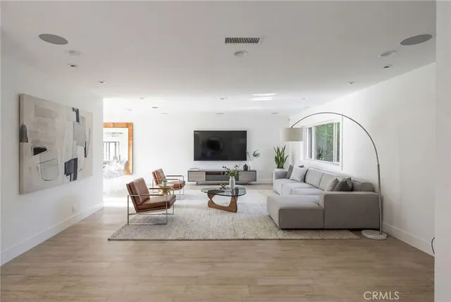 $15,000 | 1821 Sandalwood Lane, Newport Beach, CA 92660