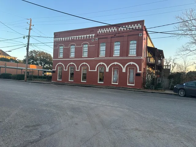 $1,200 | 519 Spring Street, Unit G, Columbus, TX 78934