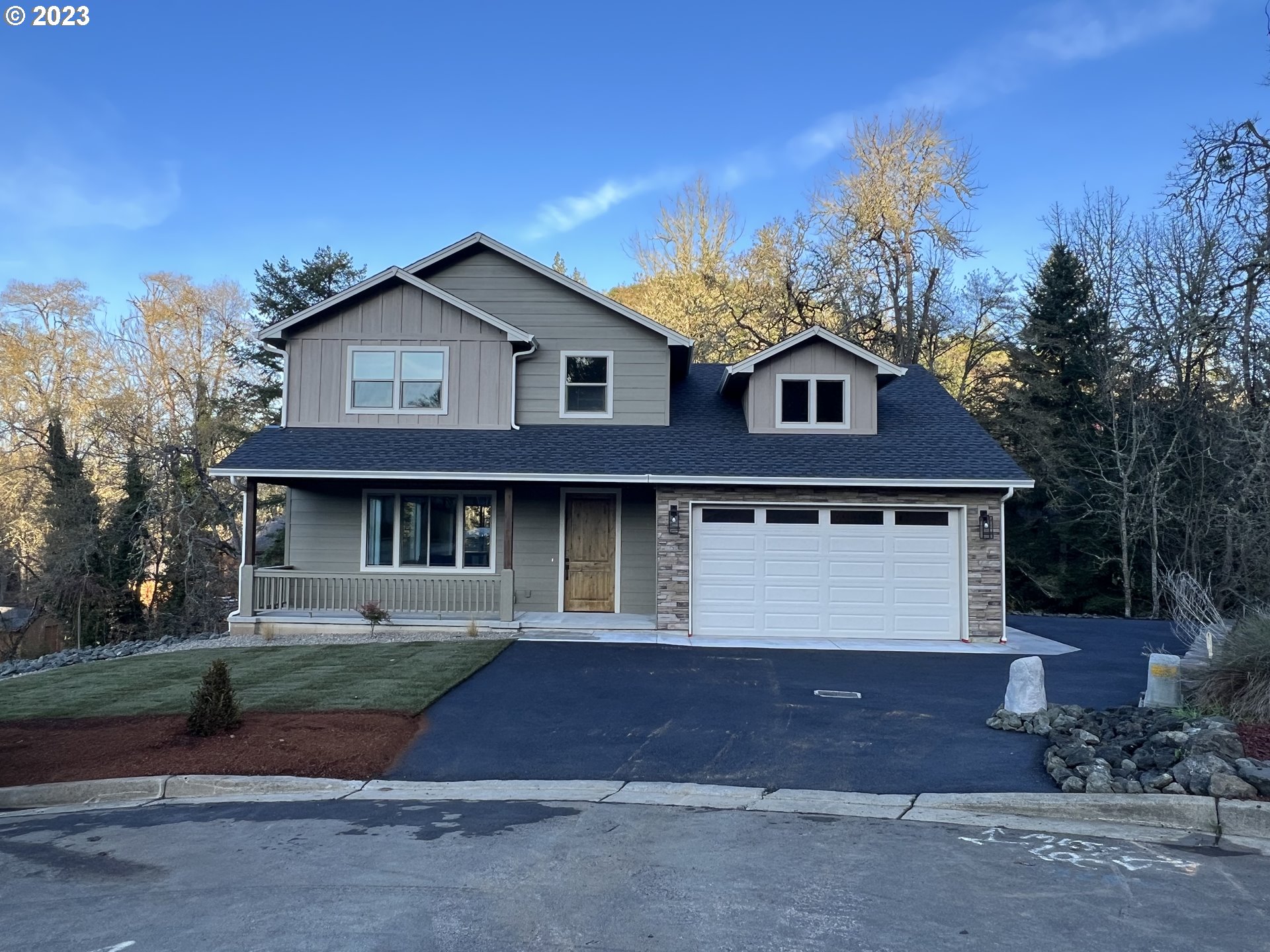 141 Jacks Court Winchester, OR 97495 - Photo 1 of 37