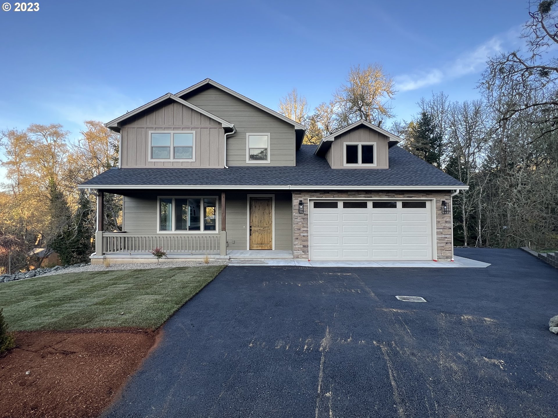 141 Jacks Court Winchester, OR 97495 - Photo 2 of 37