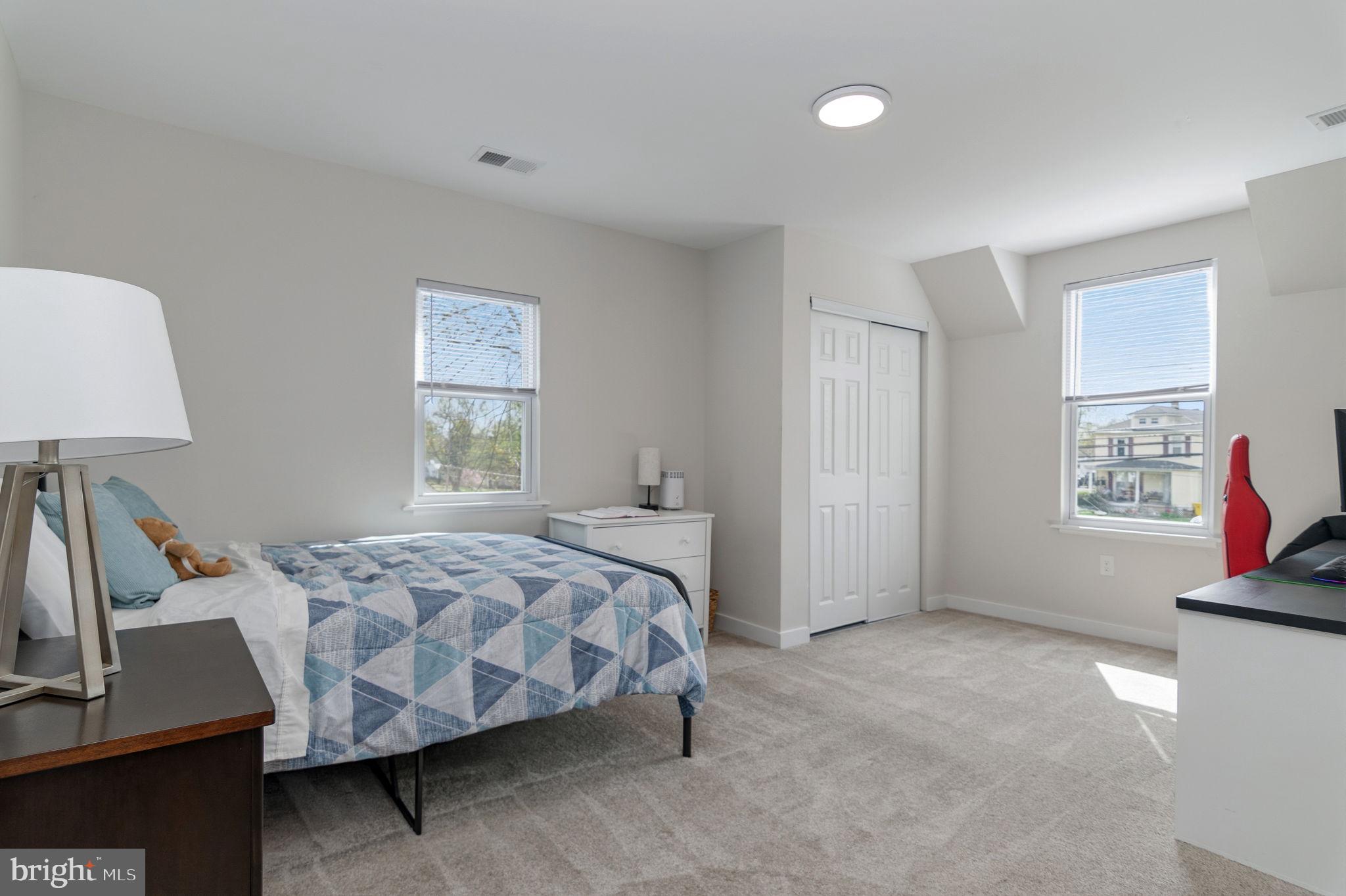 211 North Hammonds Ferry Road Linthicum Heights, MD 21090 - Photo 22 of 41 2nd bedroom