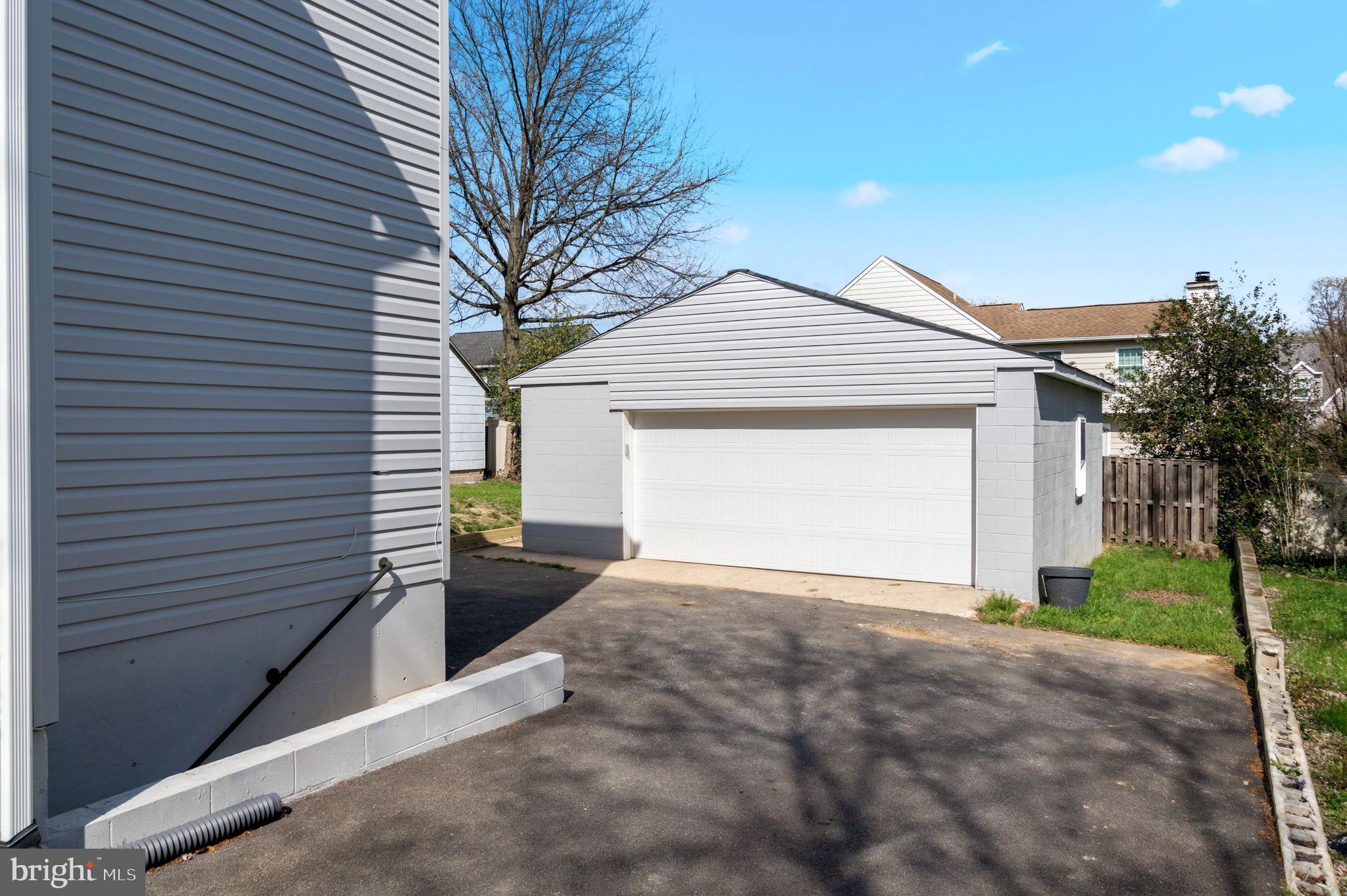 211 North Hammonds Ferry Road Linthicum Heights, MD 21090 - Photo 35 of 41 2 car spacious garage