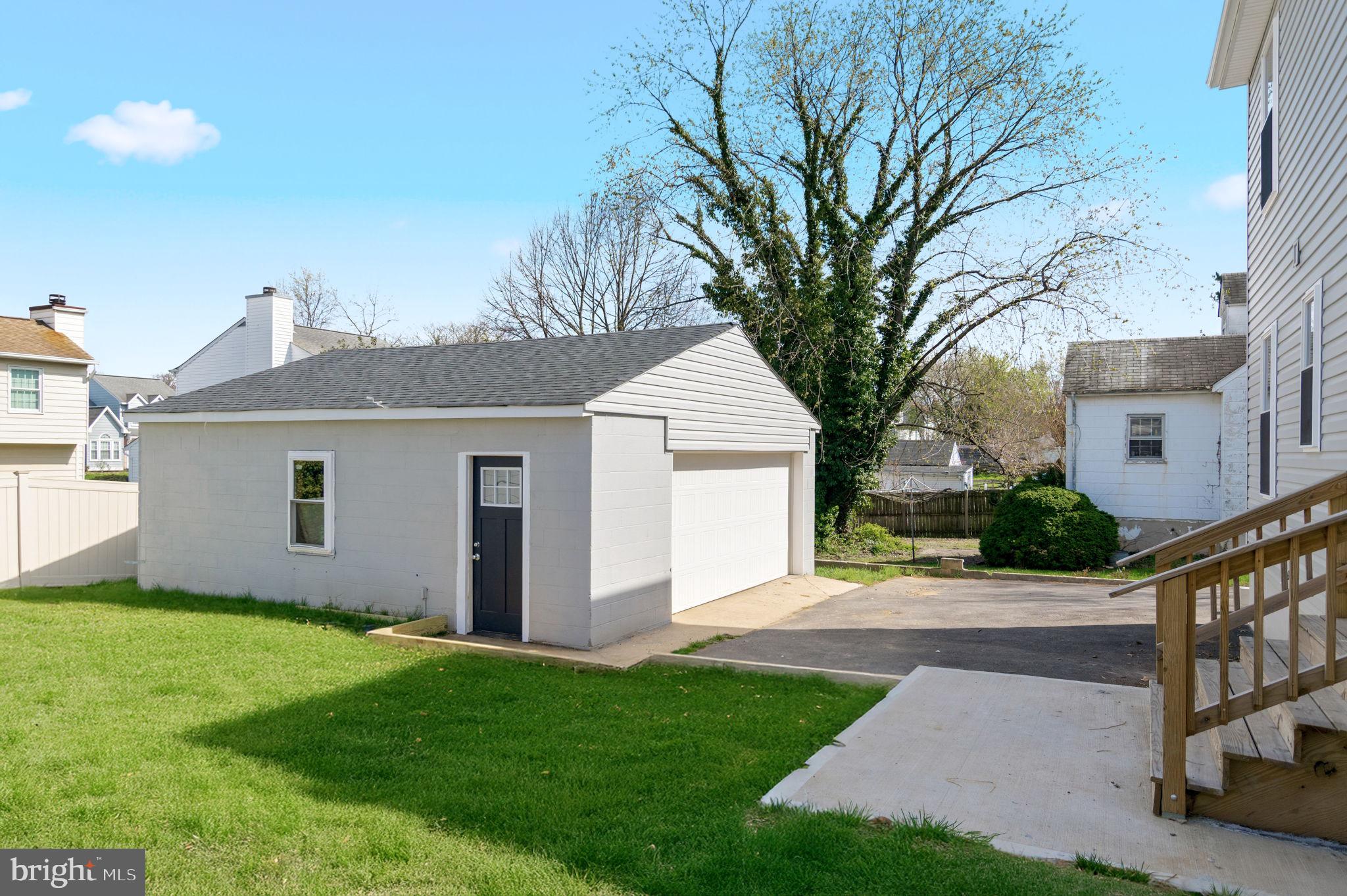 211 North Hammonds Ferry Road Linthicum Heights, MD 21090 - Photo 36 of 41 backyard