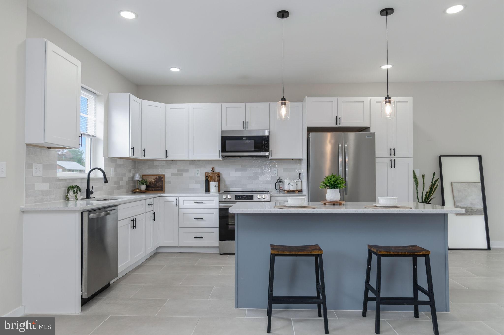 211 North Hammonds Ferry Road Linthicum Heights, MD 21090 - Photo 7 of 41