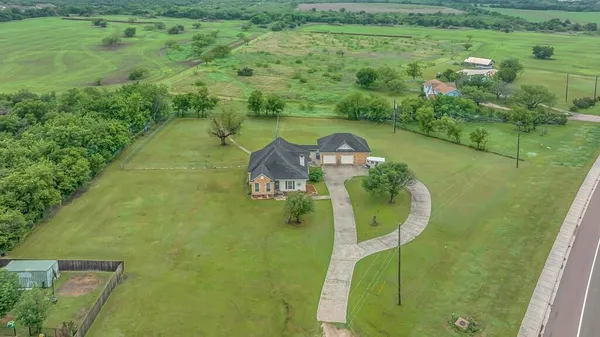 $395,000 | 11520 China Spring Road, Waco, TX 76708