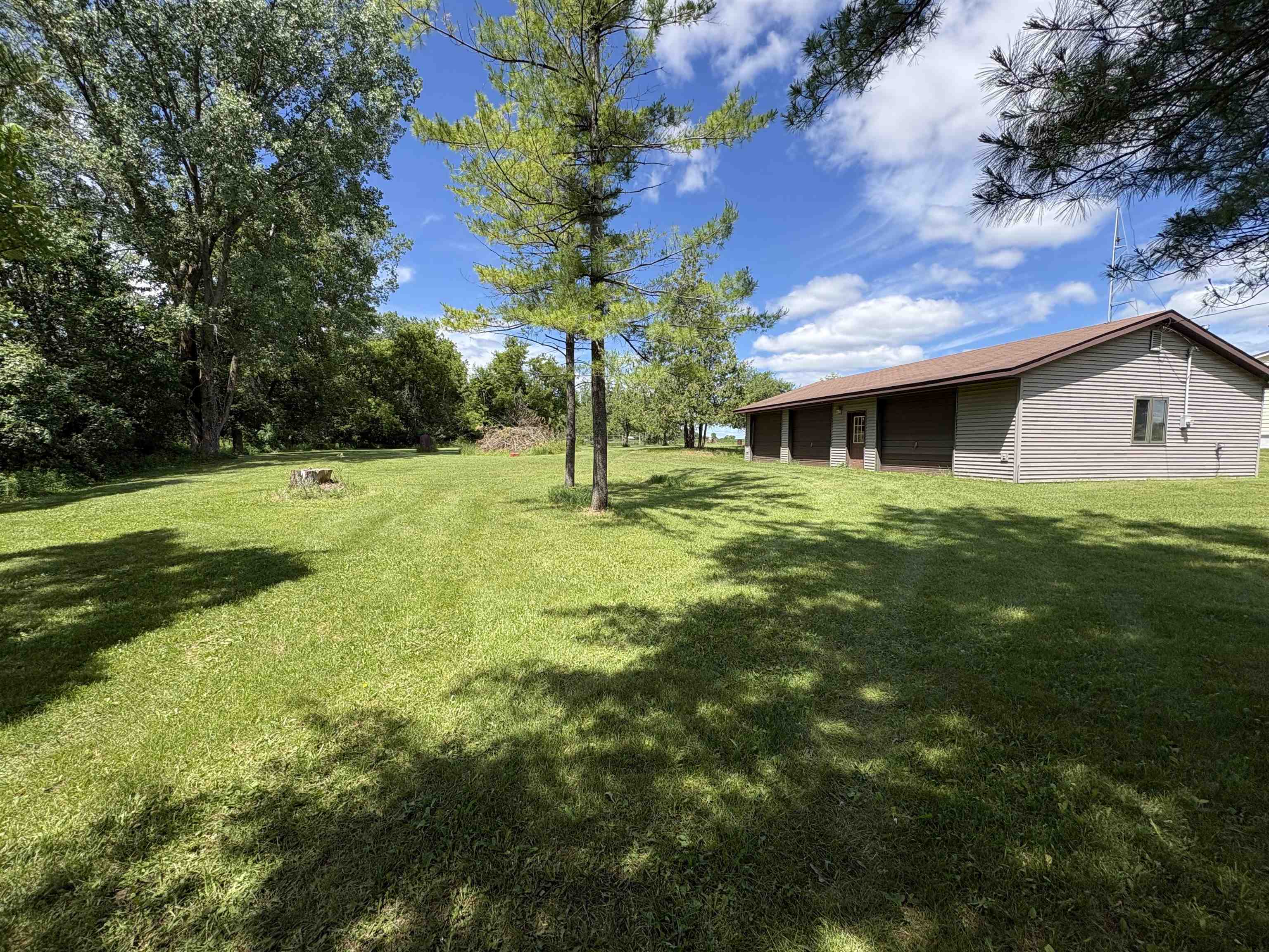 5423 County Road P Gillett, WI 54124 - Photo 11 of 58