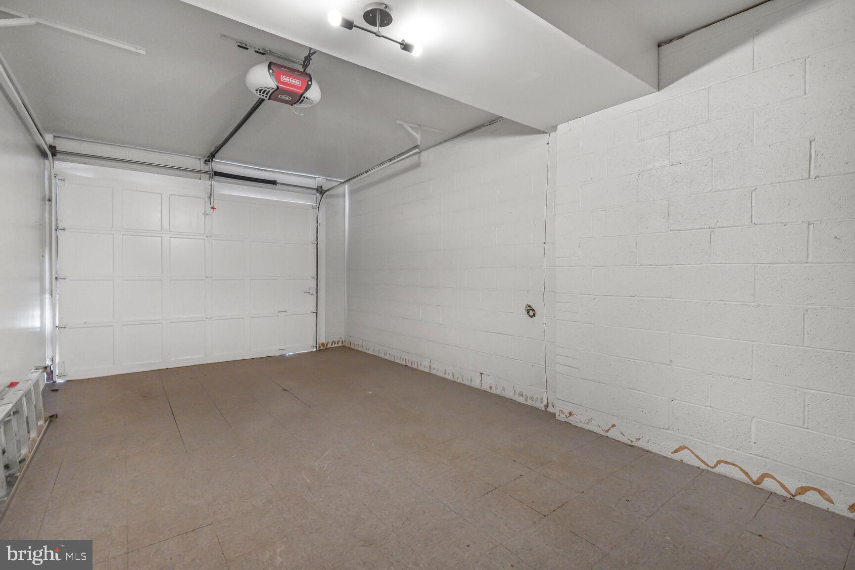 11733 Ambleside Drive Potomac, MD 20854 - Photo 25 of 29