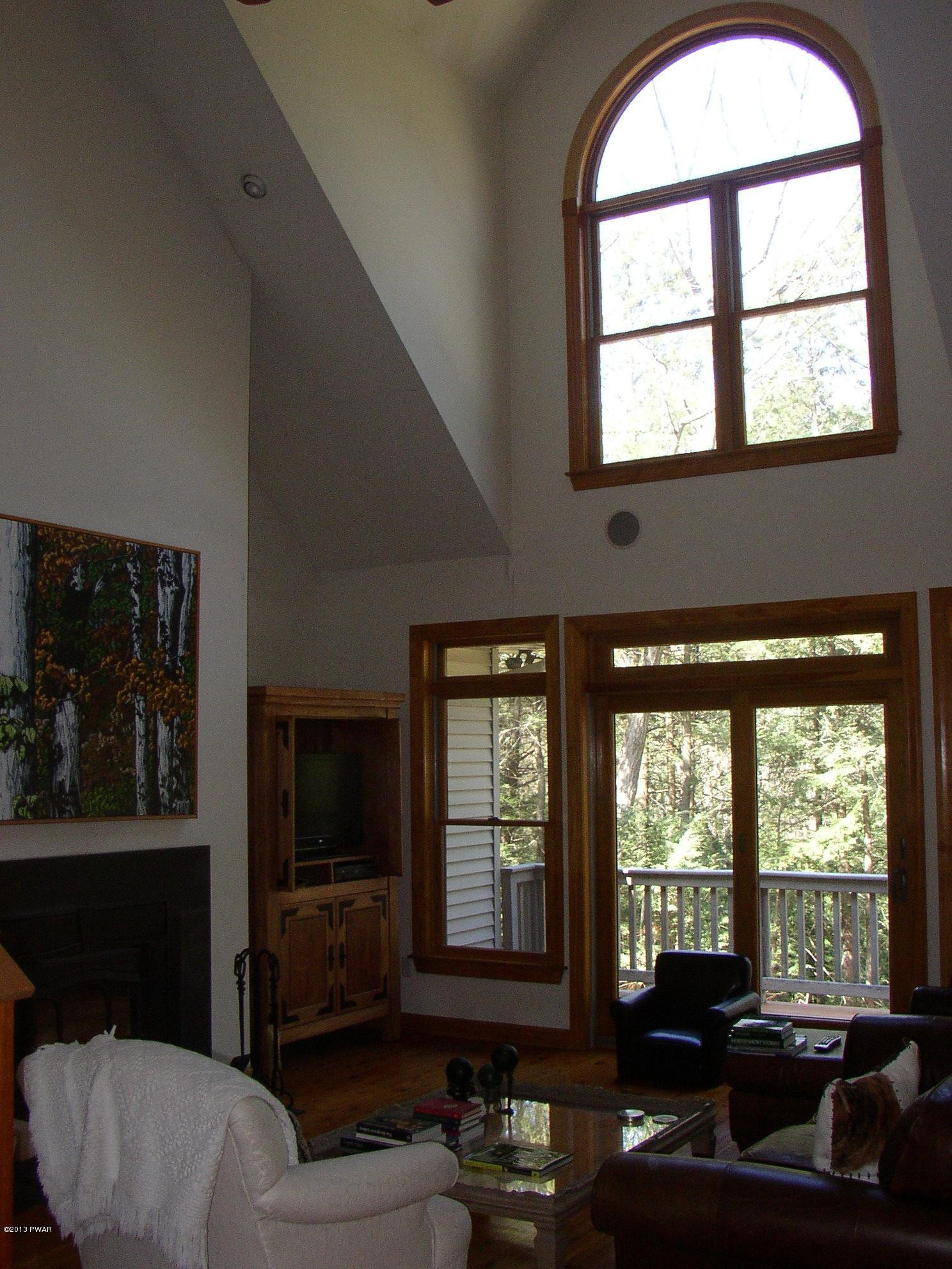129 Mill Ridge Drive Milford, PA 18337 - Photo 10 of 35