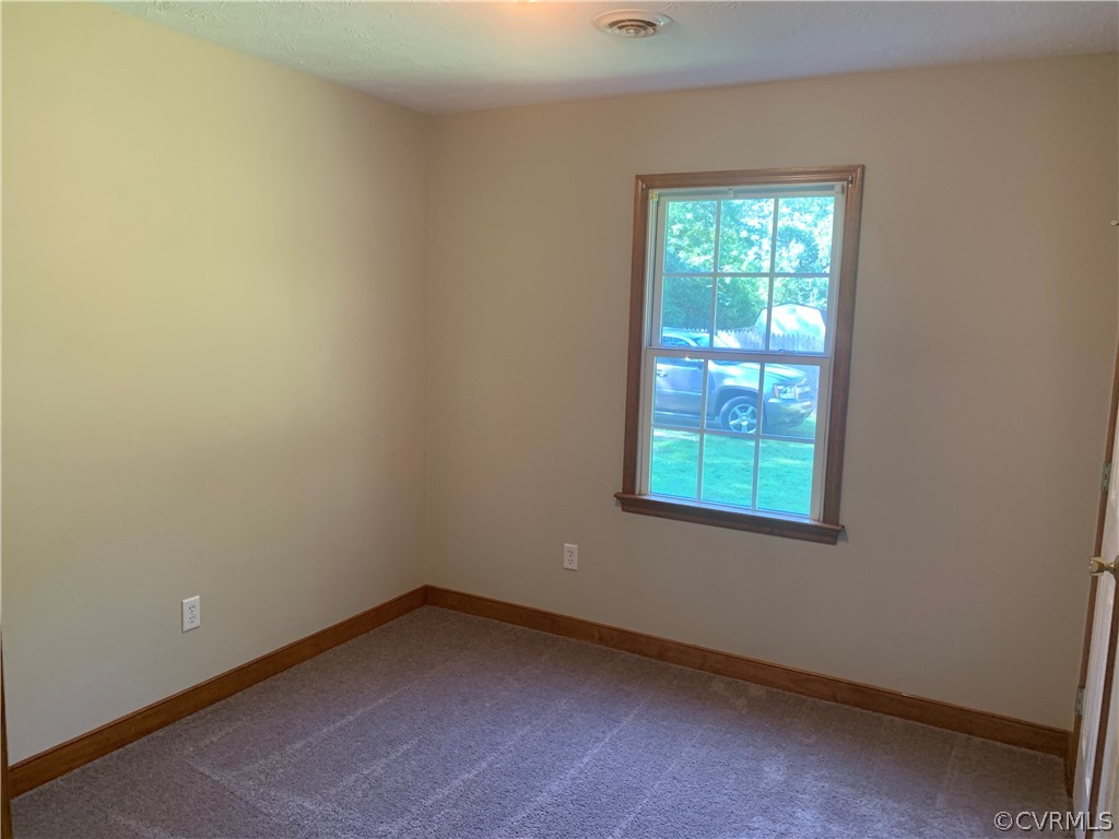 75 Garlick Road King William, VA 23086 - Photo 5 of 15