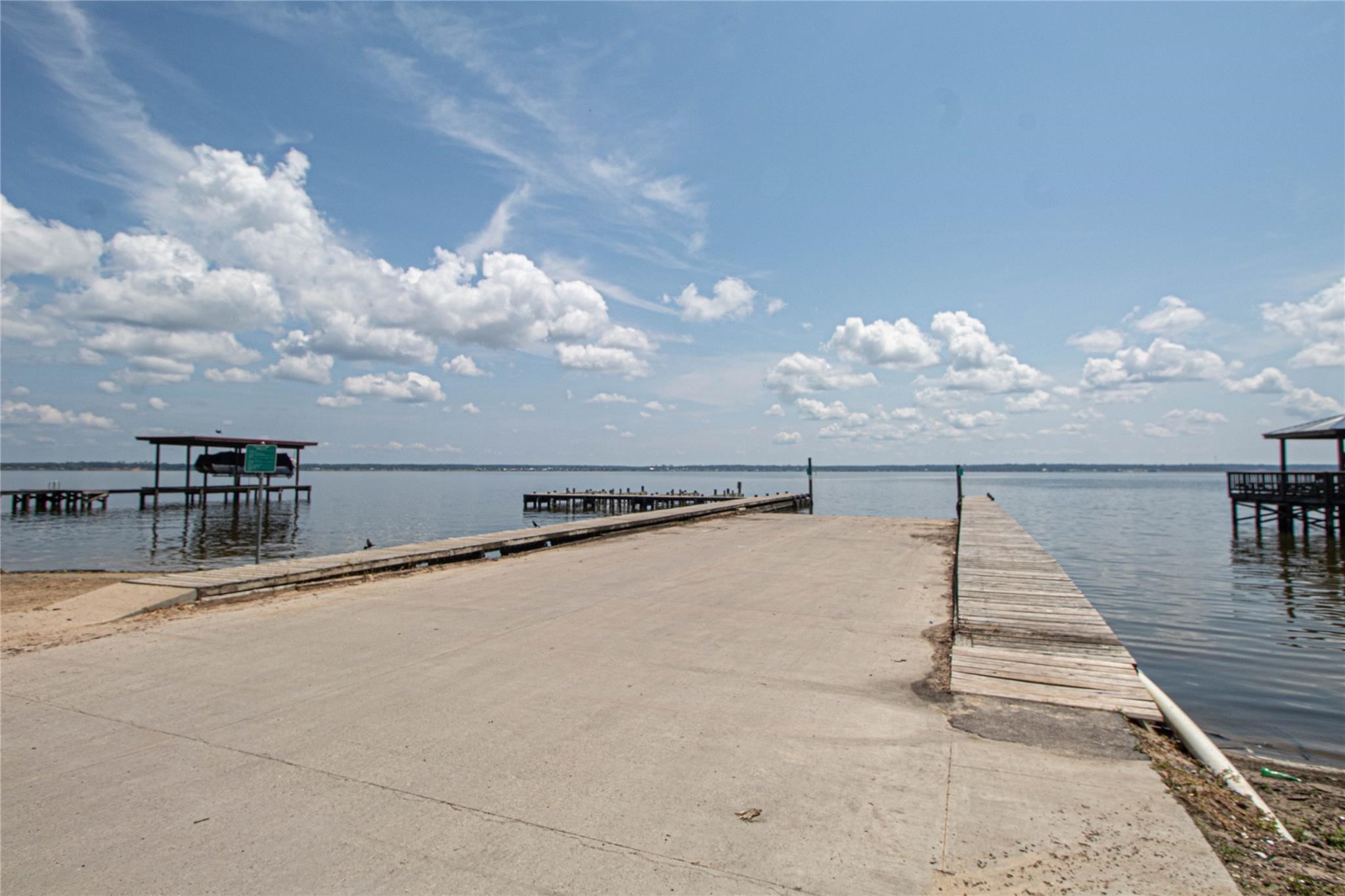 140 Lagoon Drive Point Blank, TX 77364 - Photo 19 of 22 a view of a terrace