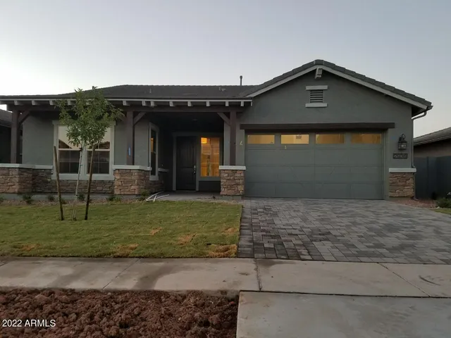 $4,200 | 2938 East Pinto Drive, Gilbert, AZ 85296