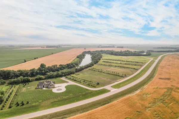 $230,000 | 7180 180th Avenue Southeast, Wahpeton, ND 58075