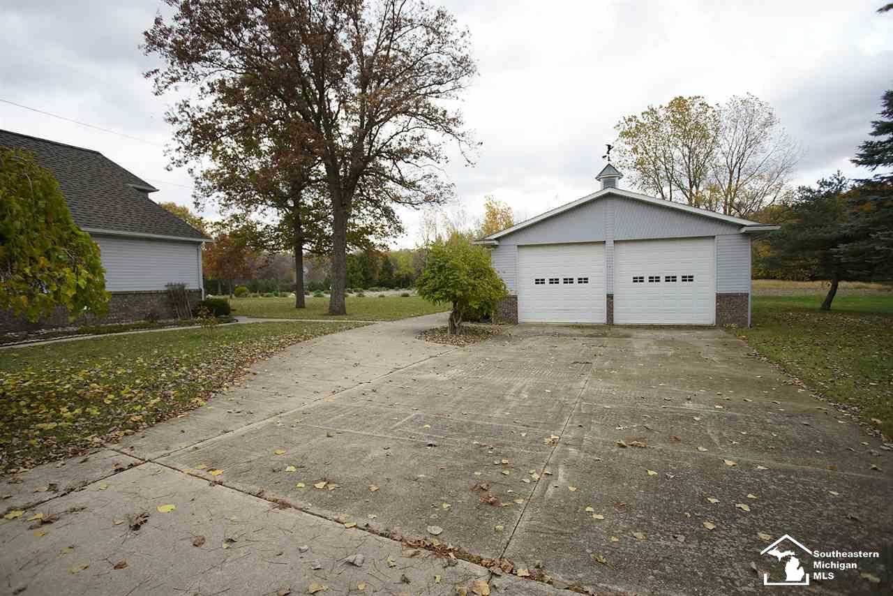 6191 Summerfield Road Petersburg, MI 49270 - Photo 4 of 43 50027441-4.JPG