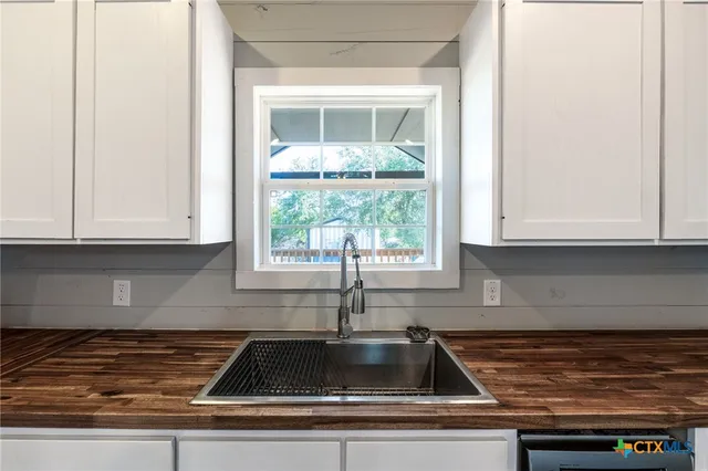 $1,100,000 | 18248 Crows Ranch Road, Salado, TX 76571