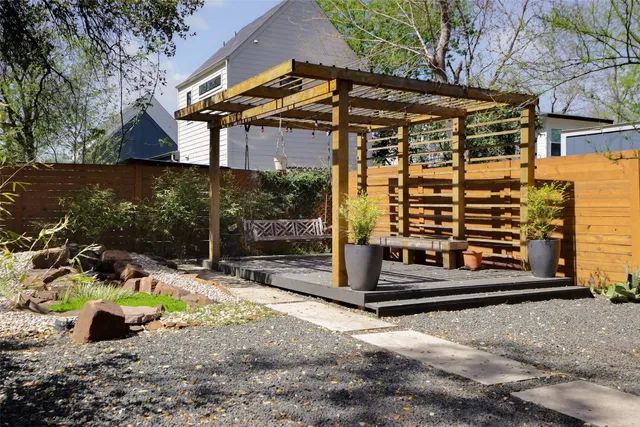 $4,200 | 4420 Mt Vernon Drive, Unit A, Austin, TX 78745