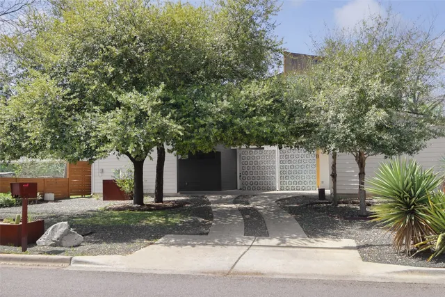 $4,200 | 4420 Mt Vernon Drive, Unit A, Austin, TX 78745