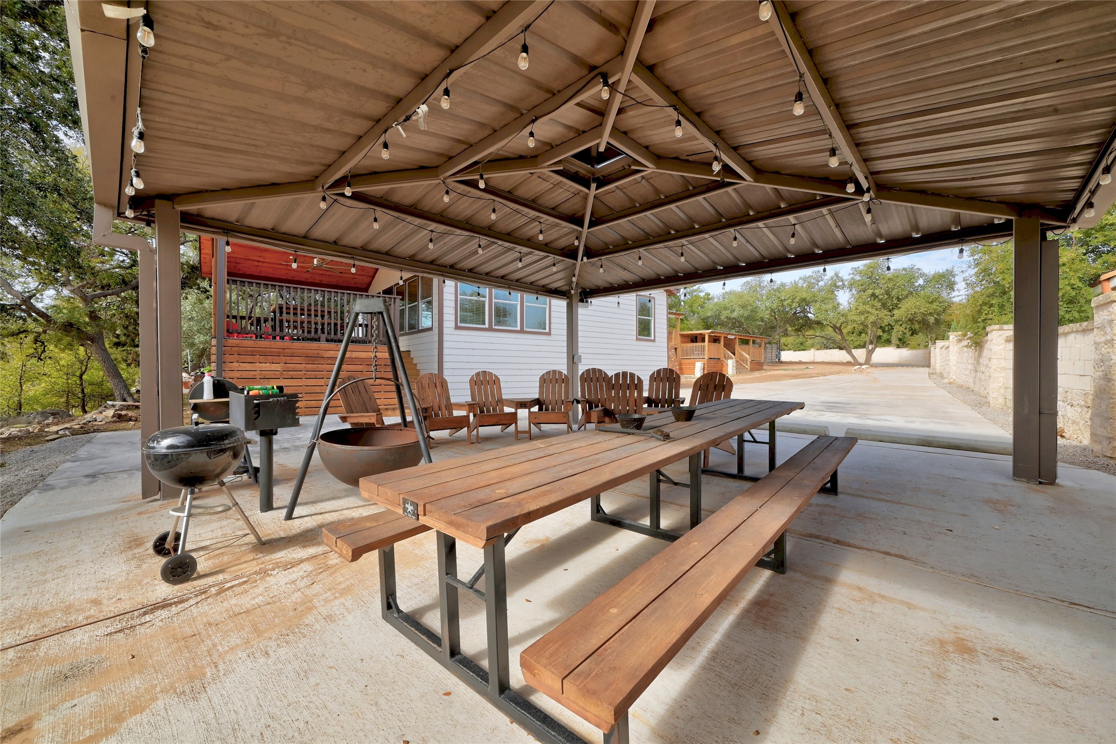 2903 Oak Ridge Drive Spicewood, TX 78669 - Photo 19 of 33 Outdoor Pavilion next to guest house and boat dock.