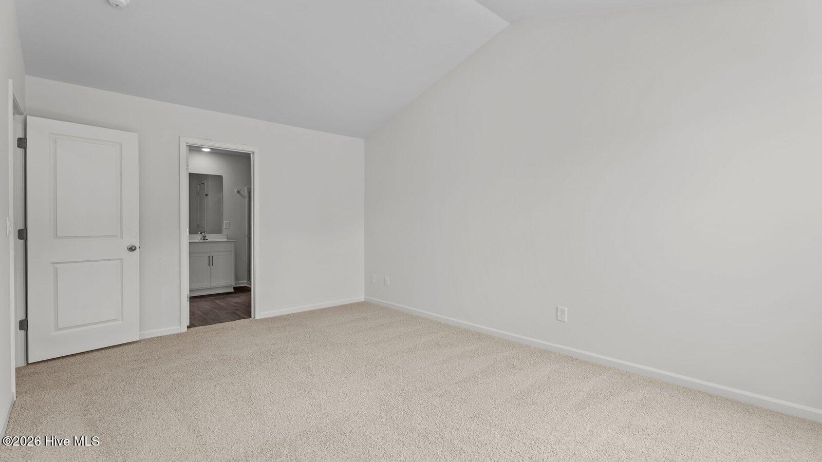 3913 Falcon Court Wilson, NC 27896 - Photo 12 of 32 28-custom-DSC08984