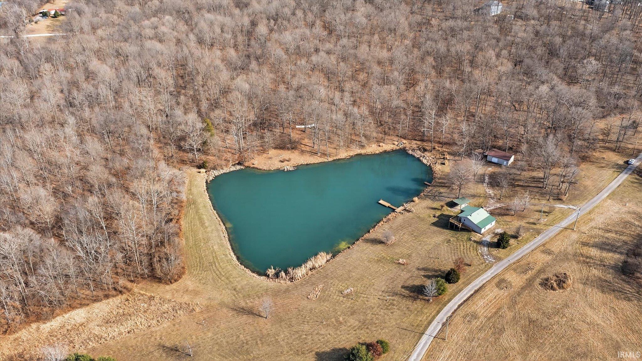 8923 Sassafras Road Bloomfield, IN 47424 - Photo 1 of 34