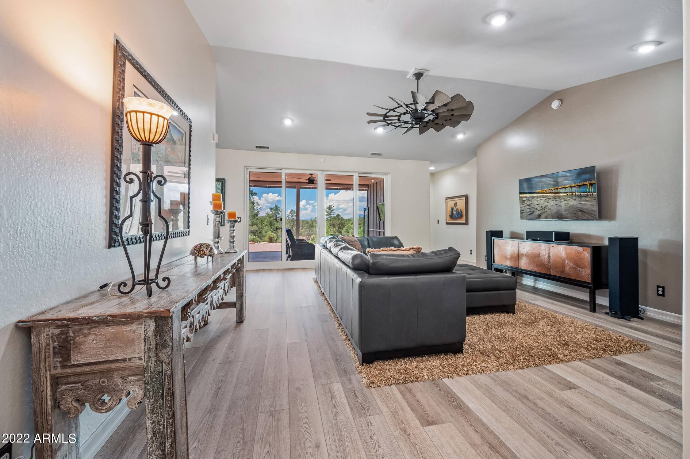 1409 East Graham Rnch Trail Payson, AZ 85541 - Photo 12 of 102 Living Room (7)