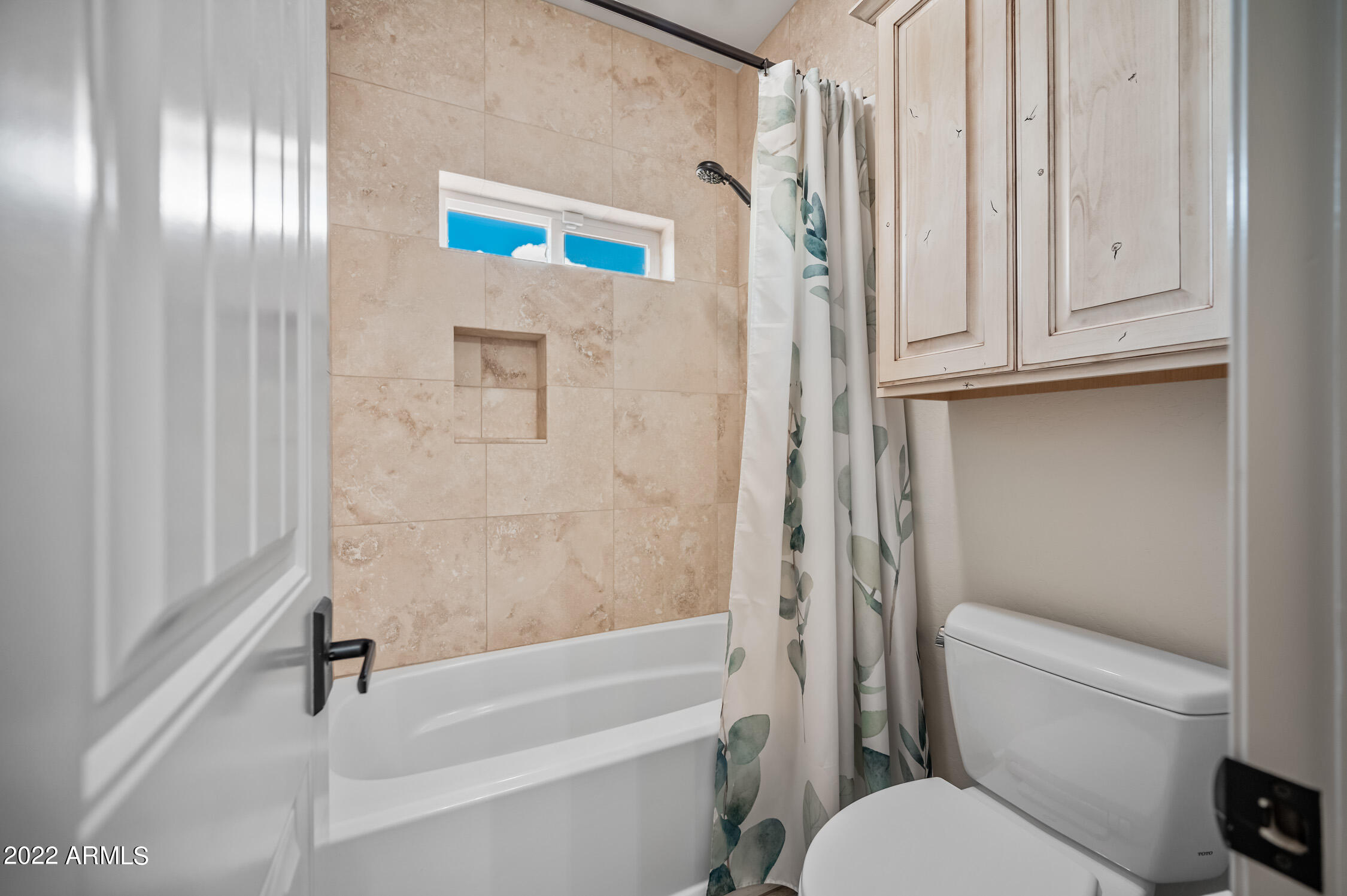 1409 East Graham Rnch Trail Payson, AZ 85541 - Photo 41 of 102 Jack & Jill Bathroom (2)