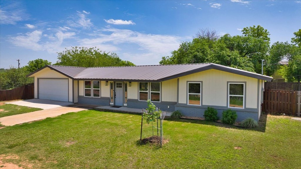 1211 Collins Street Mason, TX 76856 - Photo 2 of 24
