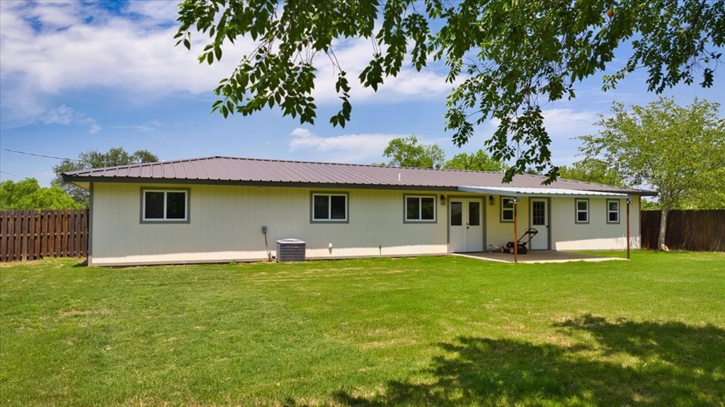 1211 Collins Street Mason, TX 76856 - Photo 21 of 24