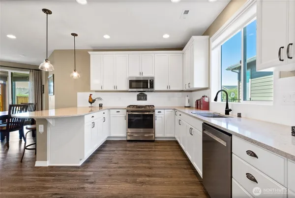 $3,200 | 14808 182nd Avenue East, Bonney Lake, WA 98391