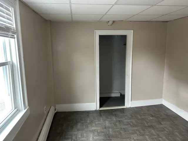 $1,650 | 5 Central Square, Unit 1, Troy, NH 03465