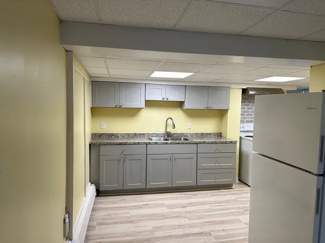 $1,650 | 5 Central Square, Unit 1, Troy, NH 03465