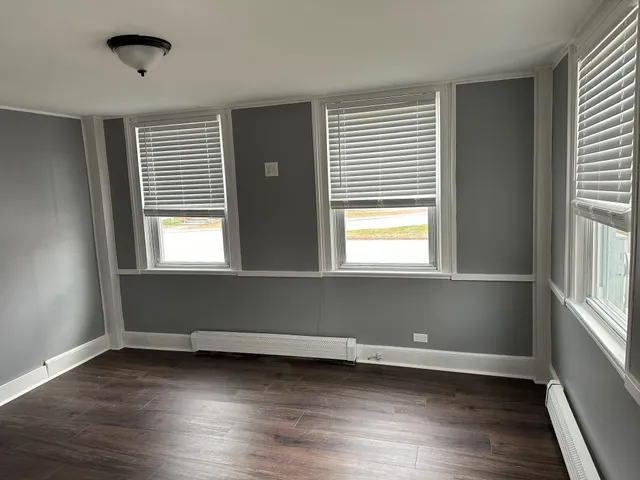 $1,650 | 5 Central Square, Unit 1, Troy, NH 03465