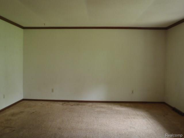6441 Benoit Road Algonac, MI 48001 - Photo 8 of 14 P1015143.jpg