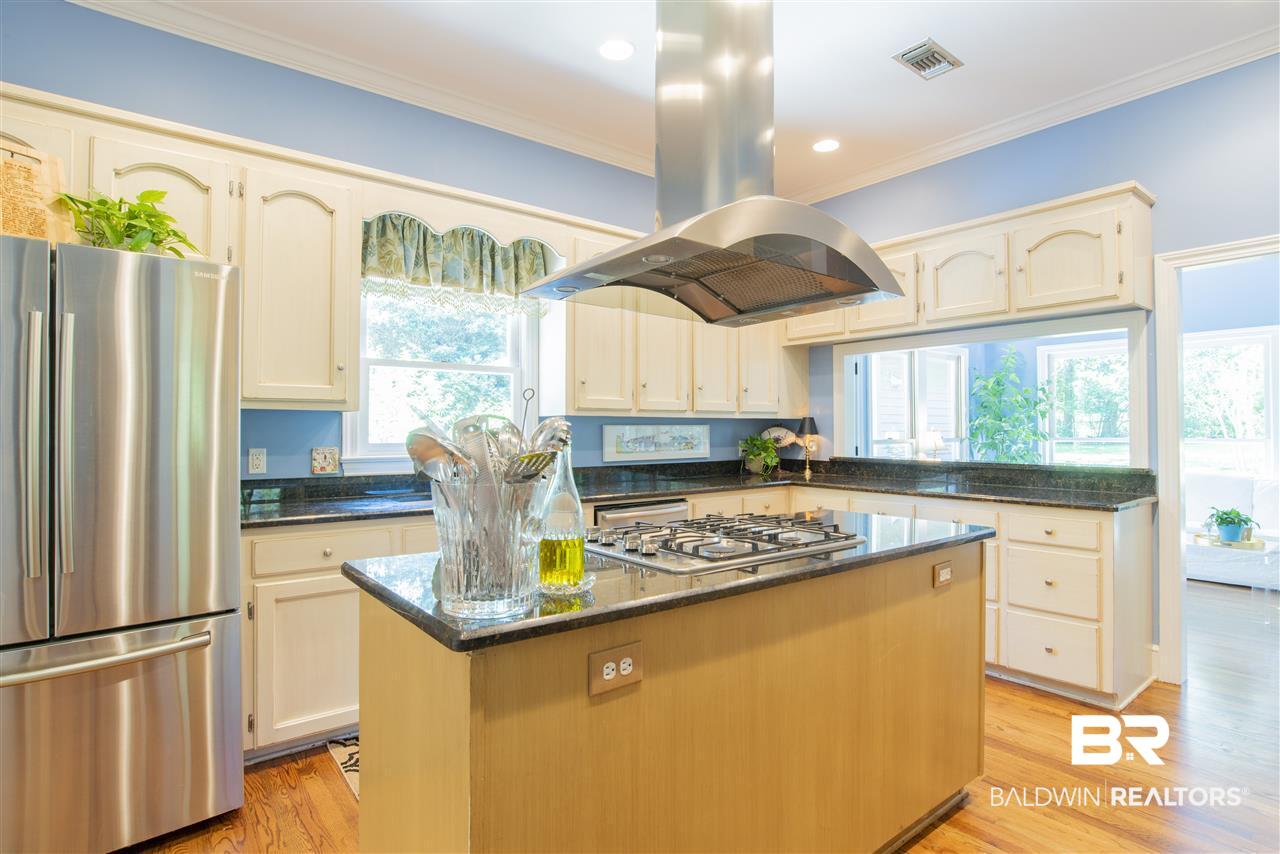 23673 3rd Street Fairhope, AL 36532 - Photo 5 of 50