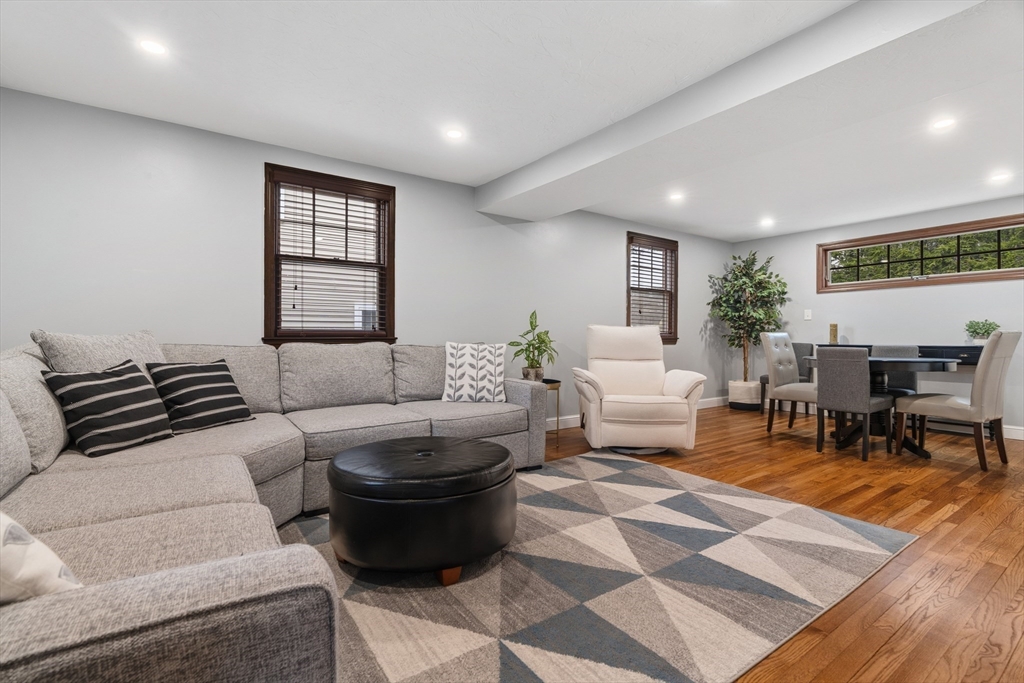 69 Jennings Road Waltham, MA 02451 - Photo 9 of 23 Gallery Image 9
