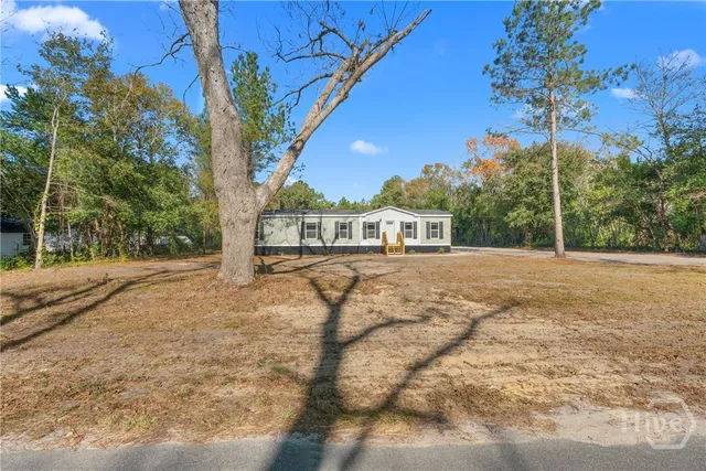 $279,000 | 215 Orchard Road, Ellabell, GA 31308