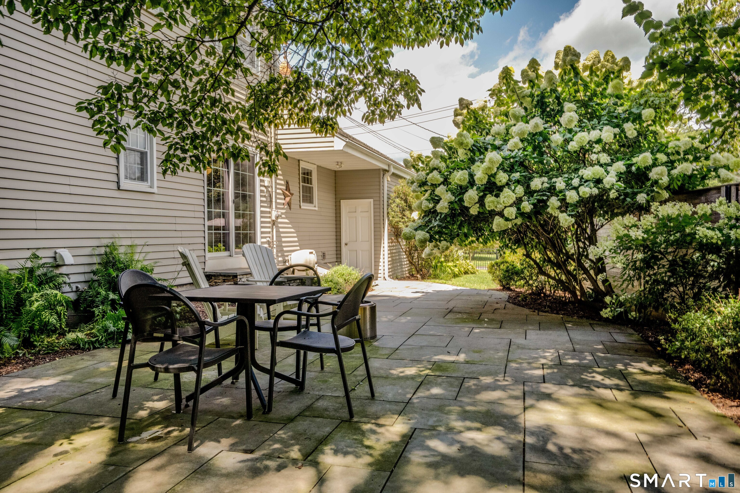 342 Mountain Road West Hartford, CT 06107 - Photo 36 of 40 Gallery Image 36