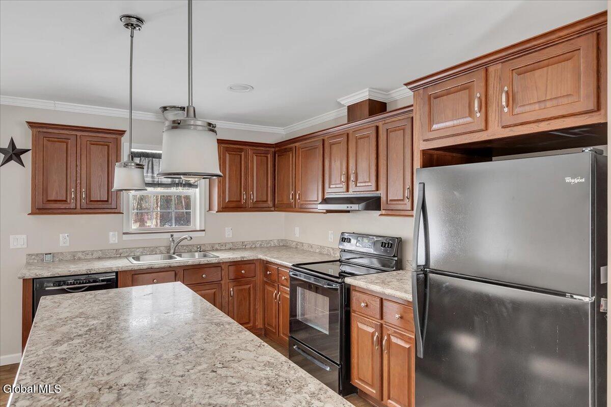 40 2nd Dyke Road Sand Lake, NY 12018 - Photo 9 of 41 08-IMG_7414