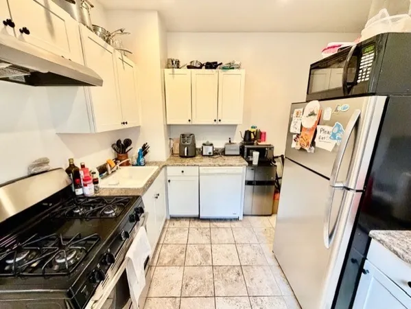 $5,000 | 83 High Street, Unit 2, Boston, MA 02129