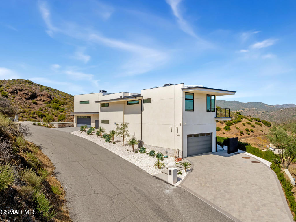 33433 Decker School Road Malibu, CA 90265 - Photo 61 of 64