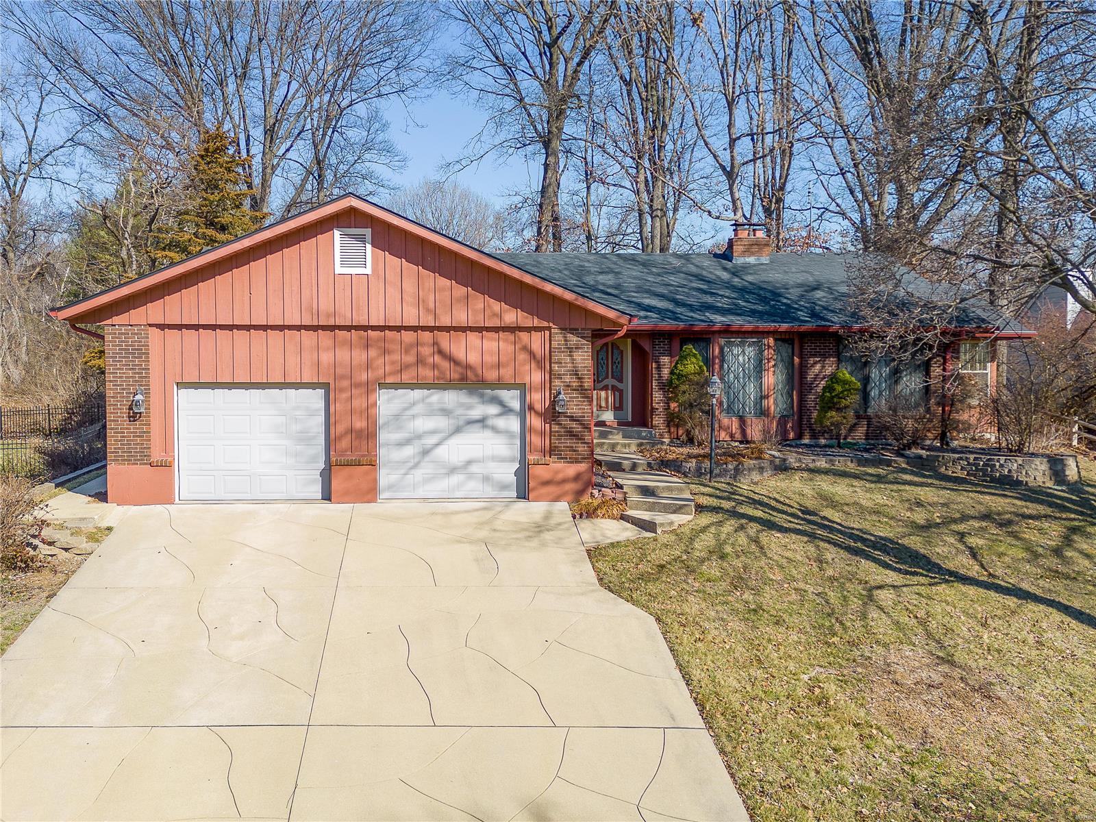 2015 Raintree Trail Collinsville, IL 62234 - Photo 1 of 35 Gallery Image 1
