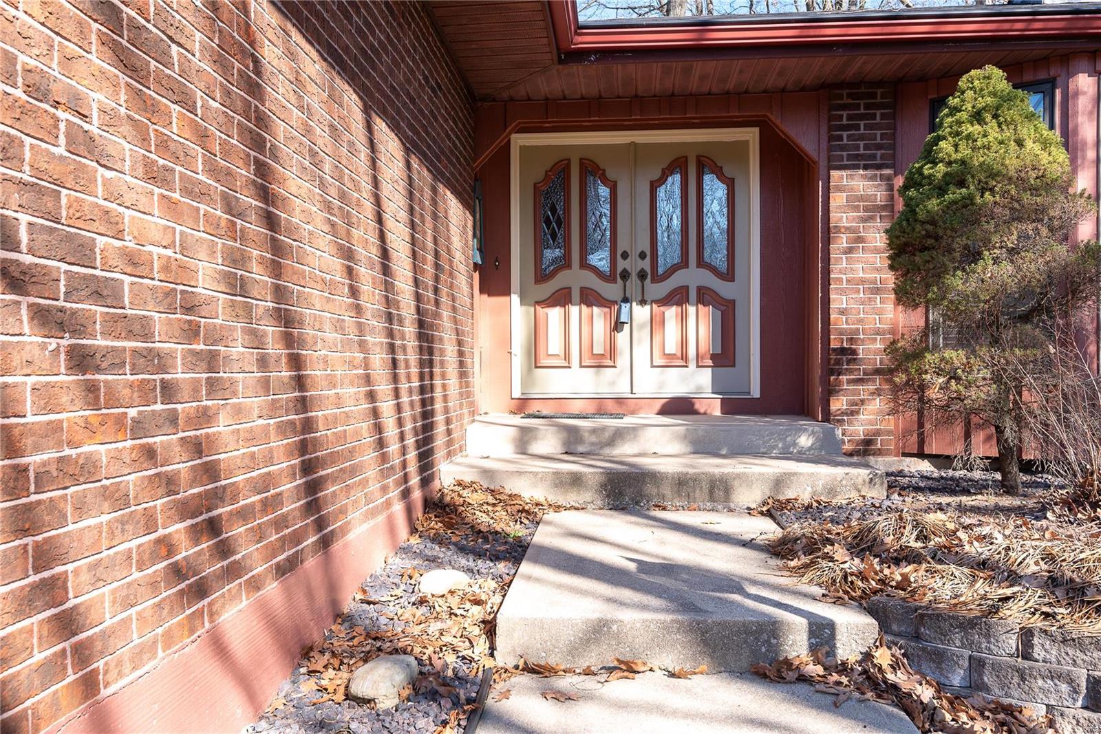 2015 Raintree Trail Collinsville, IL 62234 - Photo 3 of 35 Gallery Image 3