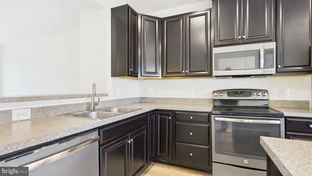 $2,950 | 5407 St Rita Drive, Waldorf, MD 20602