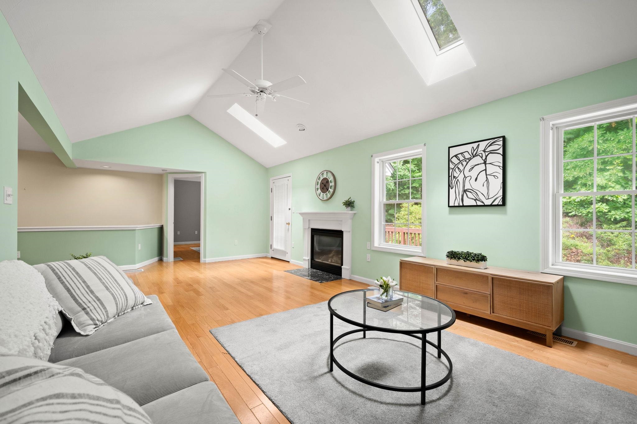 1465 Hooksett Road, Unit 464 Hooksett, NH 03106 - Photo 5 of 27 Gallery Image 5