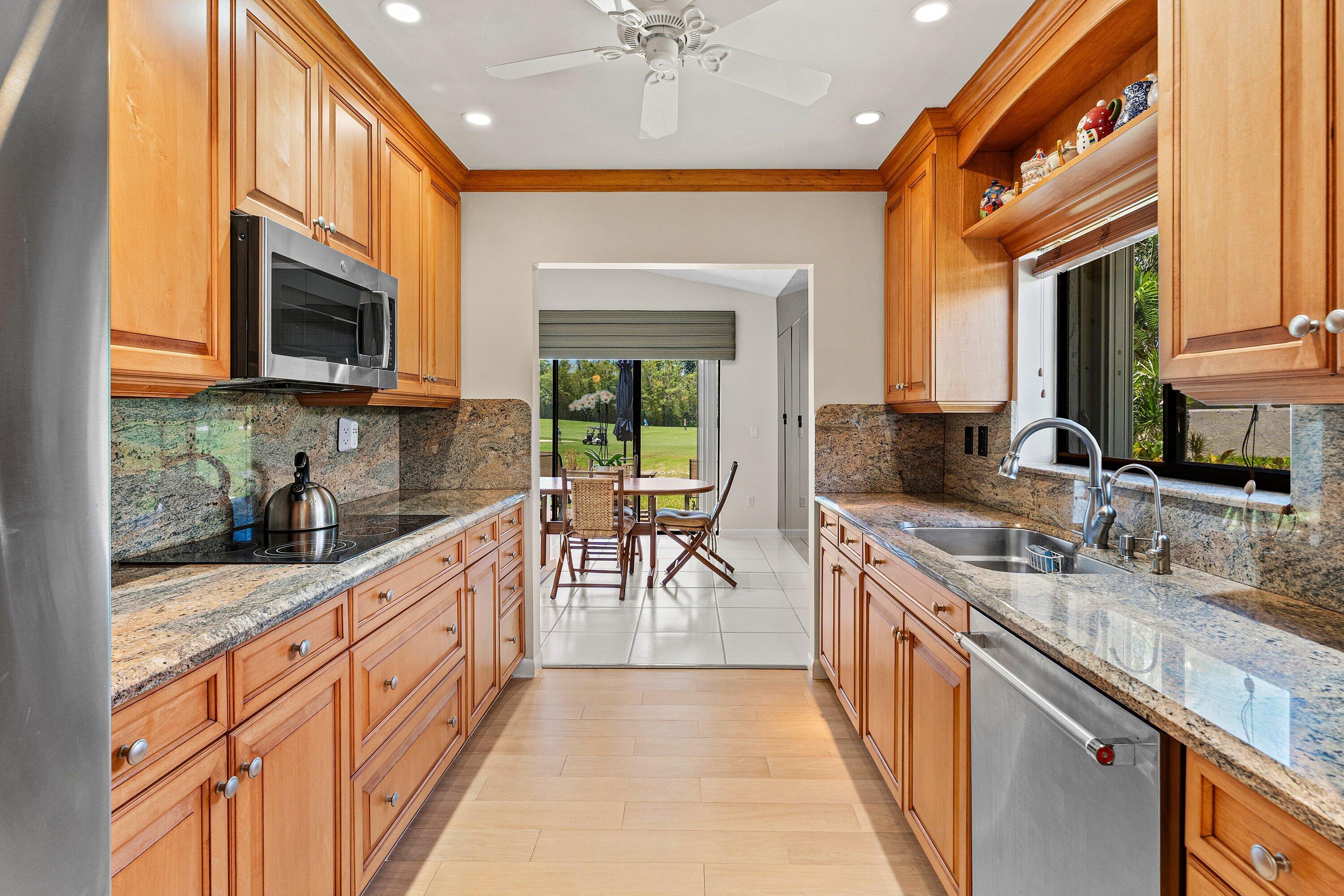 11194 Highland Circle Boca Raton, FL 33428 - Photo 7 of 50 008-11194HighlandCircle-BocaRaton-FL-334