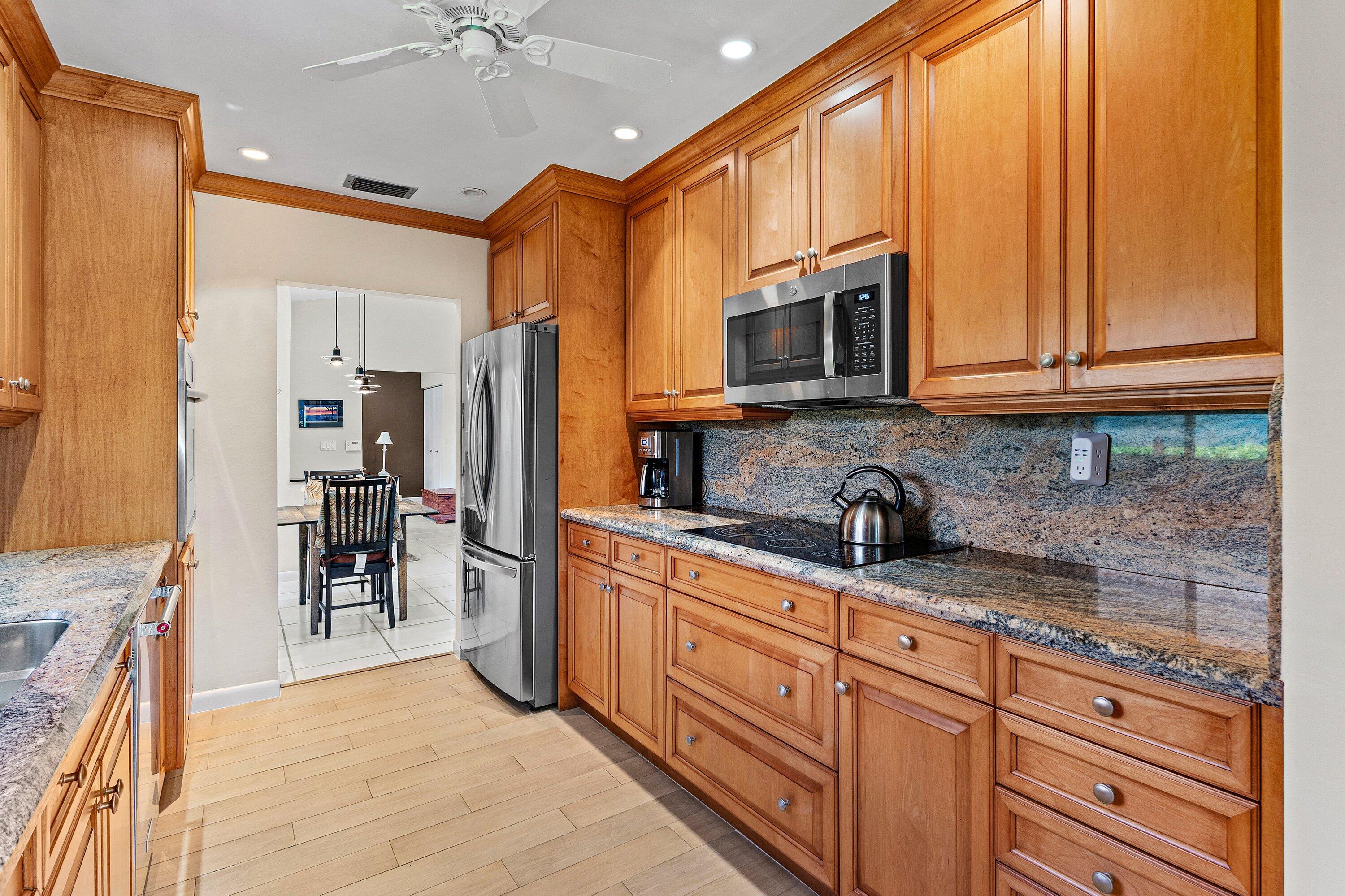 11194 Highland Circle Boca Raton, FL 33428 - Photo 9 of 50 012-11194HighlandCircle-BocaRaton-FL-334